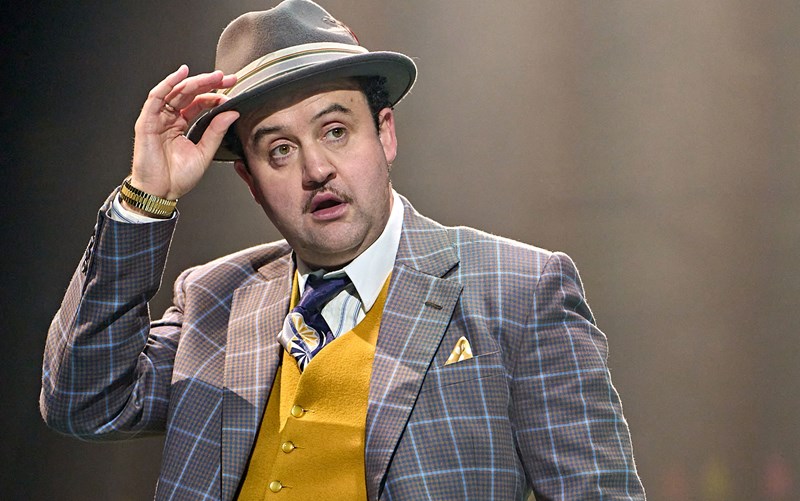 Daniel Mays