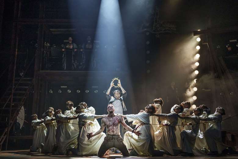 The company of the Jesus Christ Superstar Tour (photo: Paul Coltas)